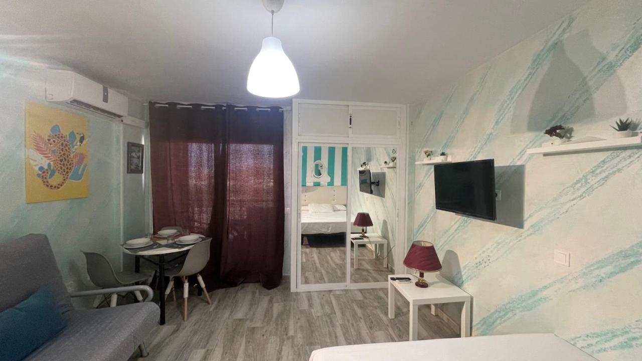 Estudio Jupiter Vista Al Mar Benalmádena Exteriör bild