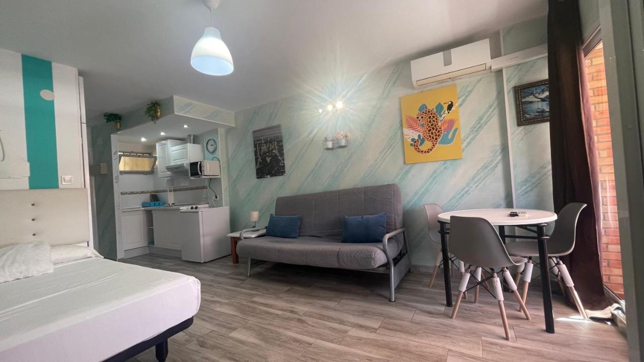 Estudio Jupiter Vista Al Mar Benalmádena Exteriör bild